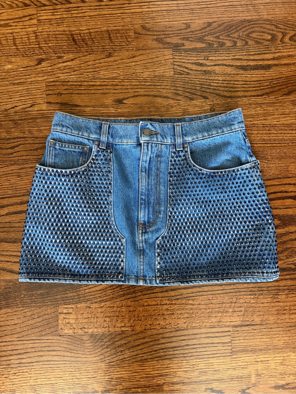 Area Embellished Denim Mini - size 6